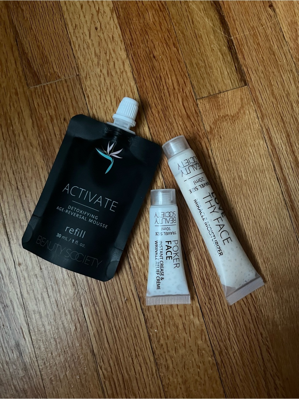 Beauty Society Activate Detoxifying Mousse Refill & Miracle Moisturizer - Black - Picture 5 of 5
